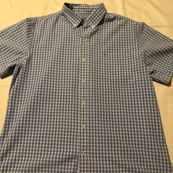 Izod shirt - Picture 1 of 3